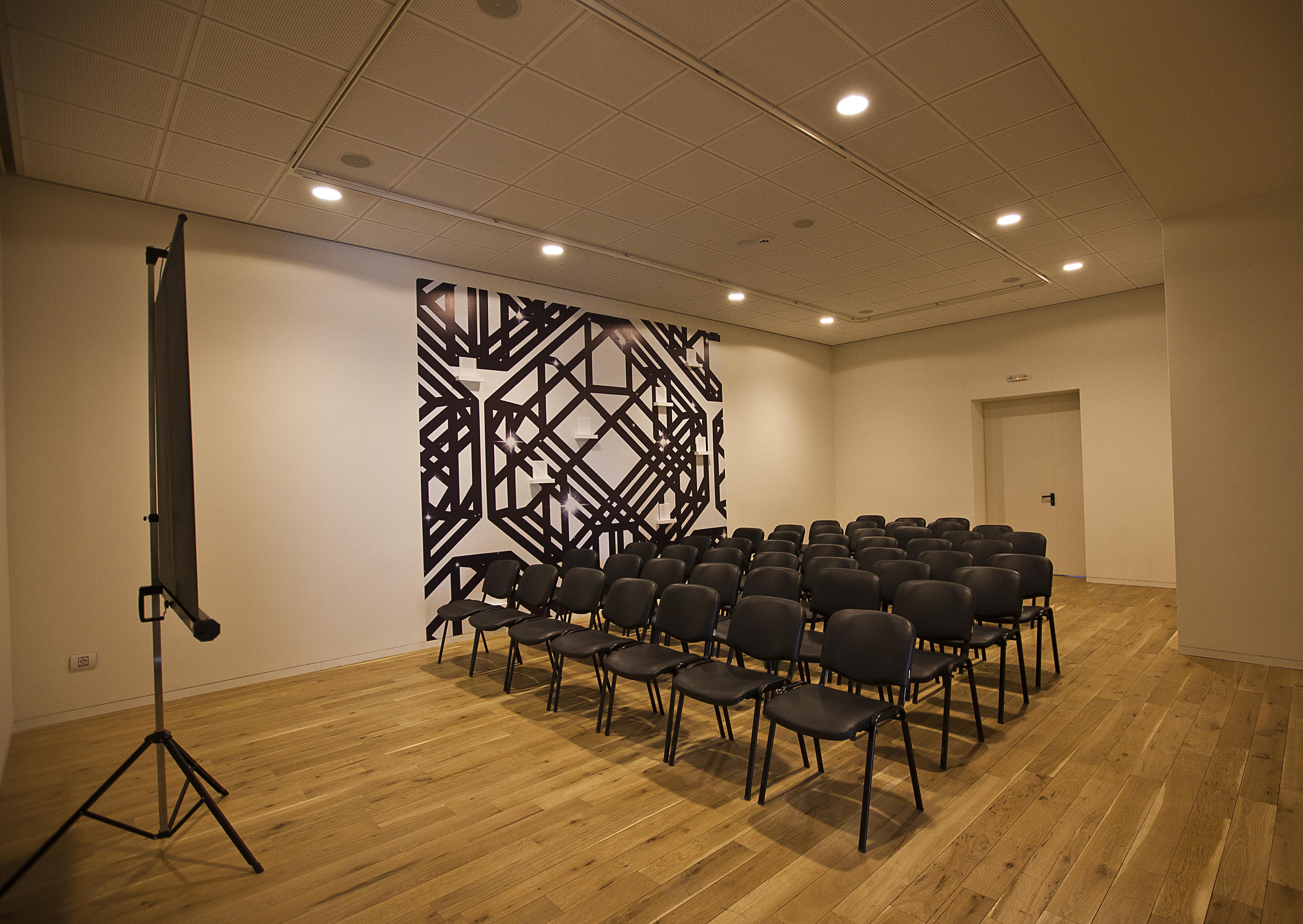 Graffit Gallery Design Hotel Varna Exterior photo The lecture room
