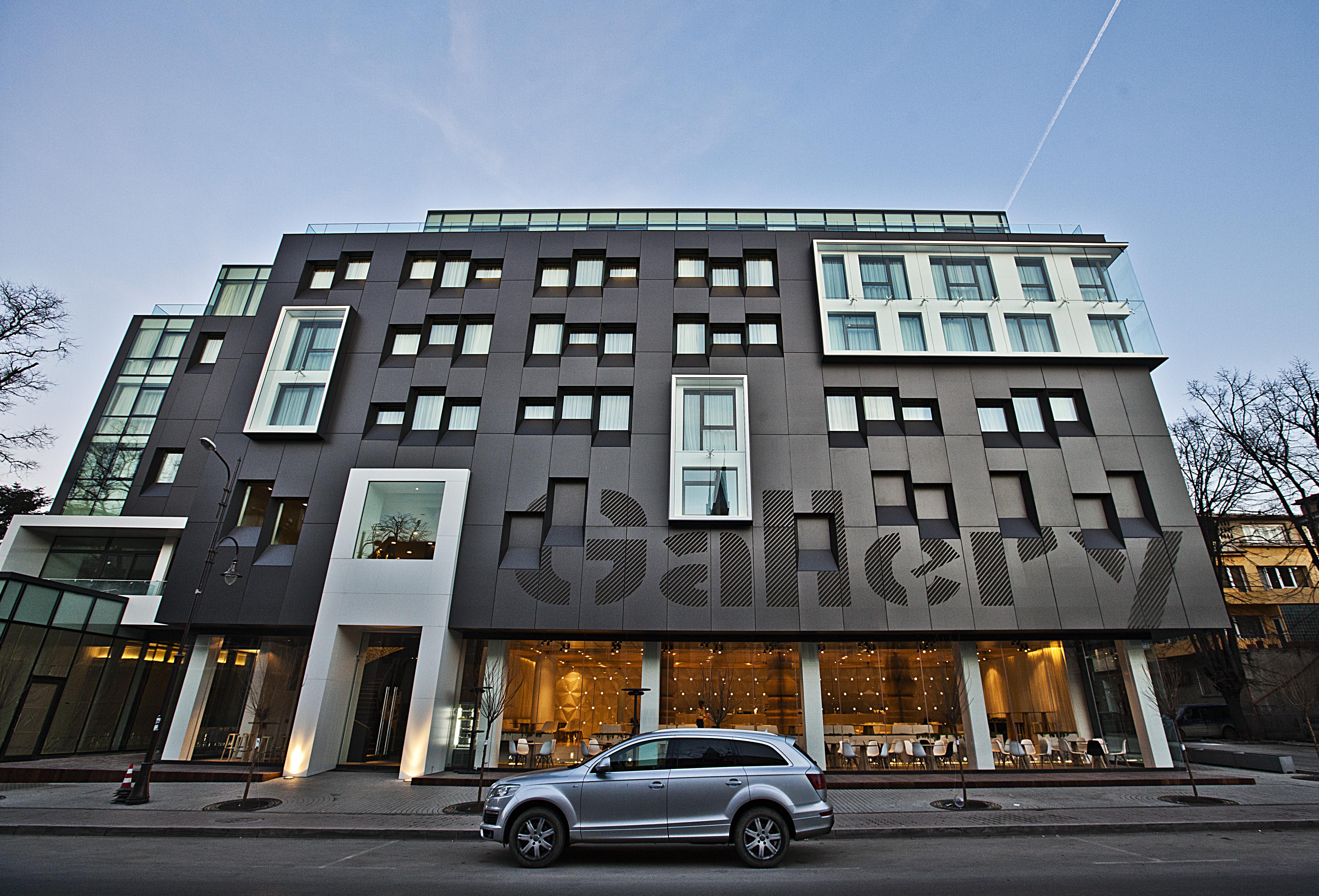 Graffit Gallery Design Hotel Varna Exterior photo The exterior of the hotel